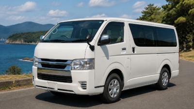 Toyota Hiace из Японии: микроавтобус для семьи и работы